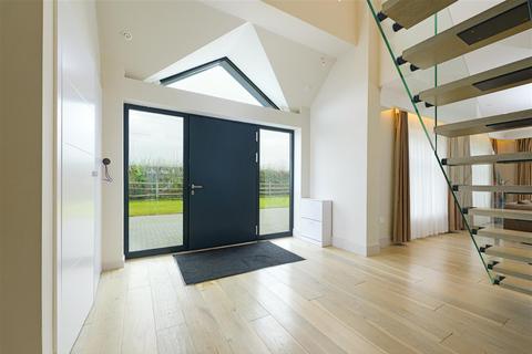 6 bedroom detached house to rent, Farnham House, Merton Lane, Canterbury