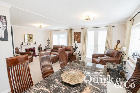 2 bedroom park home for sale, Kingsmere Close, Canvey Island, SS8