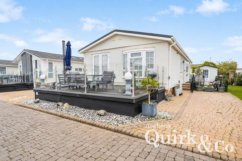 2 bedroom park home for sale, Kingsmere Close, Canvey Island, SS8
