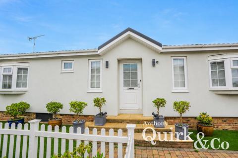 2 bedroom park home for sale, Kingsmere Close, Canvey Island, SS8