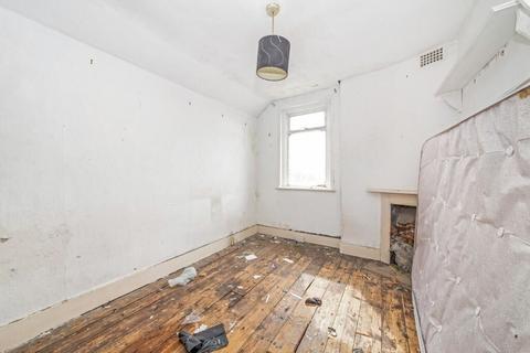 3 bedroom end of terrace house for sale, 29 Nightingale Lane, Bromley, Kent, BR1 2SA
