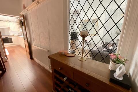 3 bedroom terraced house for sale, Brynmor Road, Llanelli