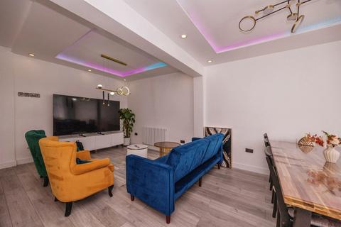 3 bedroom terraced house for sale, Queens Road, Portsmouth
