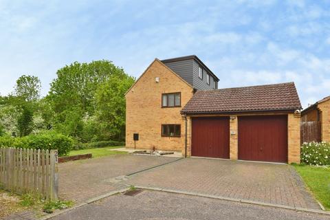 Detached house - Greatchesters, Bancroft, Milton Keynes