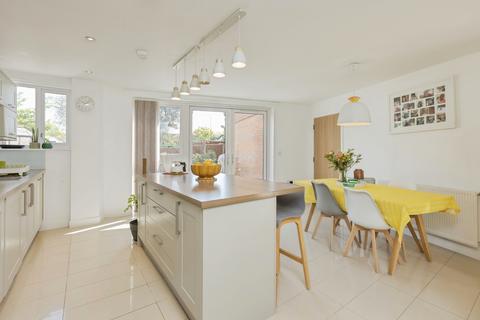 4 bedroom semi-detached house for sale, Spa Crescent, Tunbridge Wells, Kent, TN4