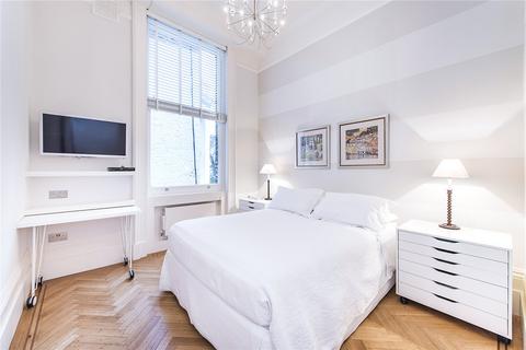 2 bedroom apartment for sale, Redcliffe Square, Chelsea, London, SW10
