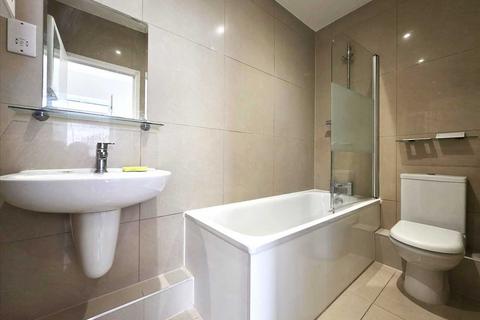 1 bedroom apartment to rent, The Broadway, Mill Hill