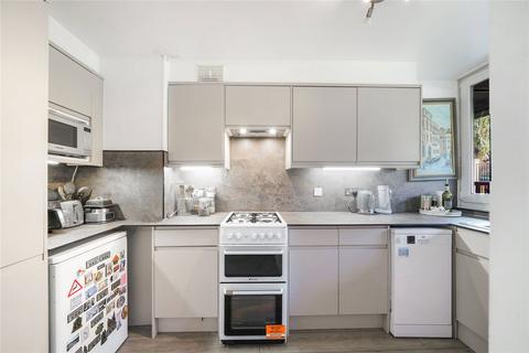 2 bedroom maisonette for sale, Skegness House, Sutterton Street, London, N7
