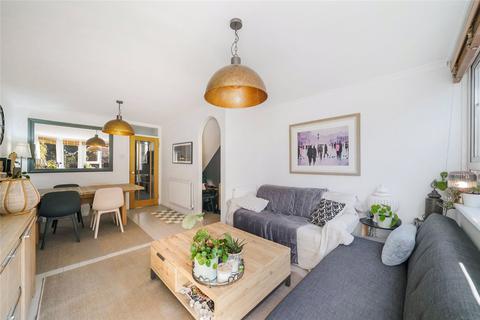 2 bedroom maisonette for sale, Skegness House, Sutterton Street, London, N7
