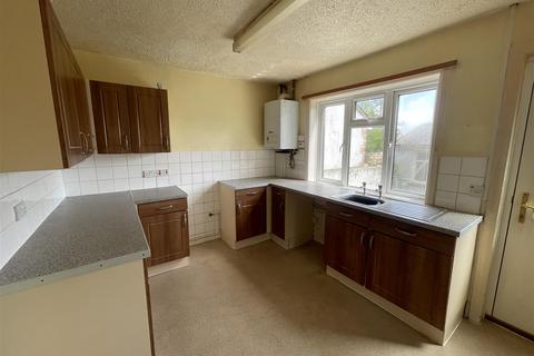 3 bedroom semi-detached house for sale, Meads Road, Salisbury SP4