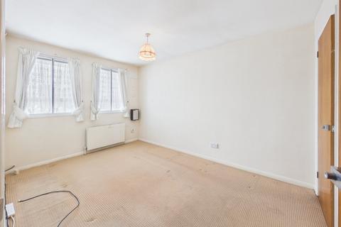3 bedroom terraced house for sale, Jubilee Close, Stanwell, Middlesex, TW19