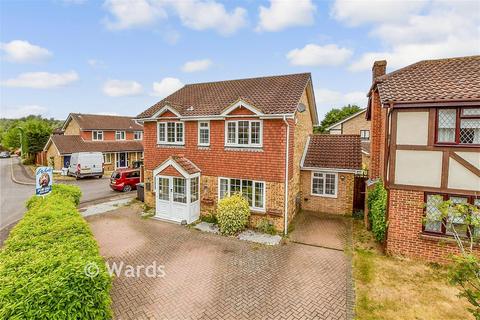 5 bedroom detached house for sale, Willow Road, Larkfield, Kent