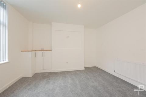 2 bedroom terraced house to rent, Gordon Street, Leigh WN7