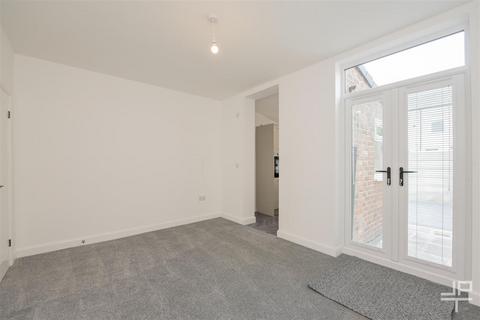2 bedroom terraced house to rent, Gordon Street, Leigh WN7