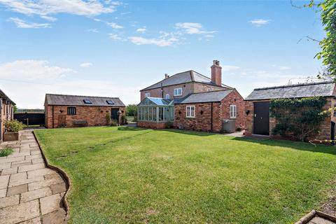 3 bedroom equestrian property for sale, Tanderholmes Farm, Atterby Carr Lane, Snitterby Carr, Gainsborough, Lincolnshire, DN21