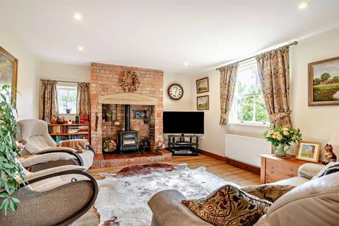 3 bedroom equestrian property for sale, Tanderholmes Farm, Atterby Carr Lane, Snitterby Carr, Gainsborough, Lincolnshire, DN21