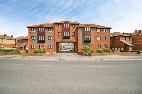 1 bedroom flat for sale, Hayley Court, 194-200 Chickerell Road, Weymouth, Dorset, DT4