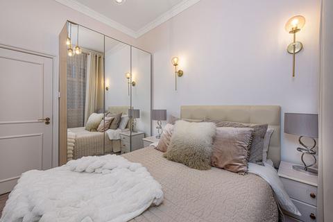 1 bedroom flat for sale, Frognal, Hampstead, London, NW3
