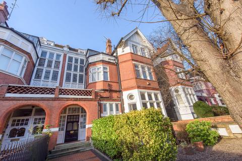 1 bedroom flat for sale, Frognal, Hampstead, London, NW3