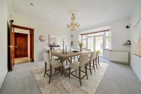 undefined, Kings Avenue, Bromley