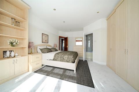 undefined, Kings Avenue, Bromley