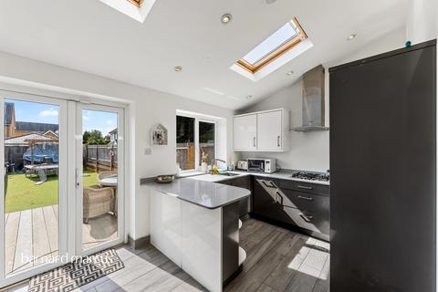 4 bedroom semi-detached house for sale, Sunningdale Road, Cheam, Sutton