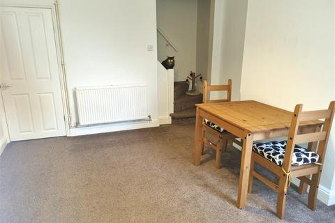2 bedroom terraced house to rent, West Street, Long Sutton, SPALDING