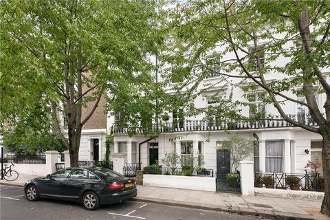 Berkeley Gardens, Kensington, London, W8