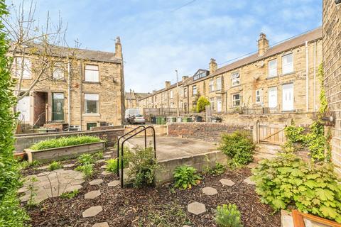 2 bedroom end of terrace house for sale, Tanfield Road, HUDDERSFIELD