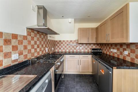 3 bedroom semi-detached house to rent, Merganser Drive, Langford Village