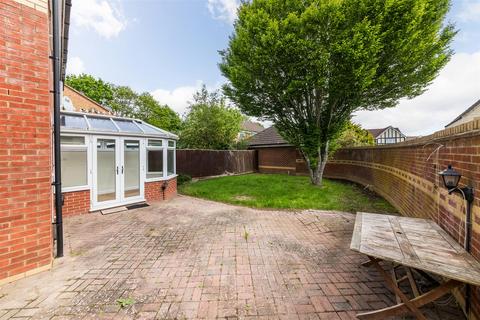 3 bedroom semi-detached house to rent, Merganser Drive, Langford Village