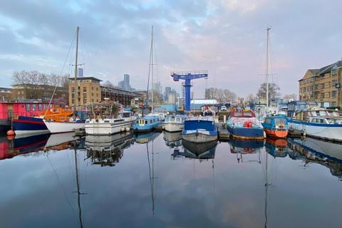 1 bedroom houseboat for sale, Rope Street, London SE16