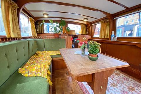 1 bedroom houseboat for sale, Rope Street, London SE16