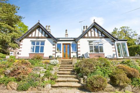 4 bedroom detached bungalow for sale, Highfield Drive, Burton-On-Trent