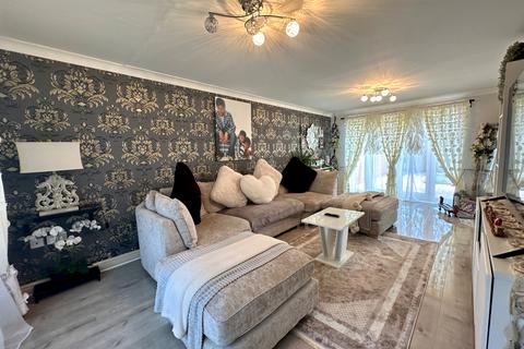 6 bedroom detached house for sale, The Leasowes, Tipton DY4