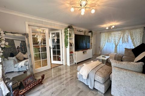 6 bedroom detached house for sale, The Leasowes, Tipton DY4