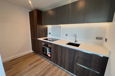 2 bedroom apartment to rent, Richmond Hill Approach, LEEDS
