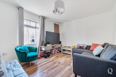 2 bedroom end of terrace house for sale, Ringlet Grove, Iwade, Sittingbourne, Kent, ME9