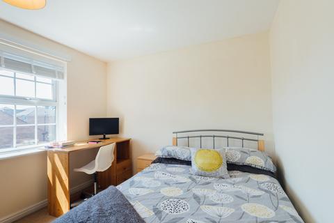 4 bedroom house to rent, Goldfinch Close, Loughborough LE11