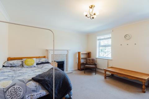 4 bedroom house to rent, Goldfinch Close, Loughborough LE11