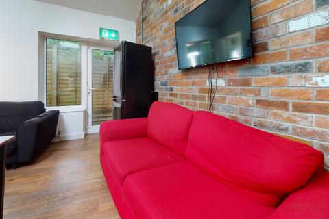 1 bedroom in a house share to rent, Meadow Lane, Loughborough LE11