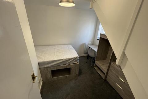 2 bedroom house to rent, Wards End, Loughborough LE11