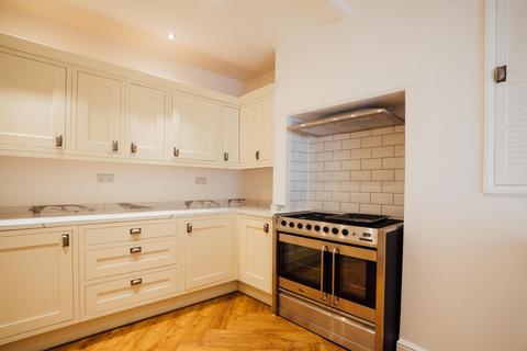 6 bedroom house to rent, Victoria Street, Loughborough LE11