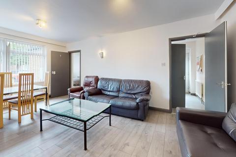 6 bedroom house to rent, Chester Close, Loughborough LE11