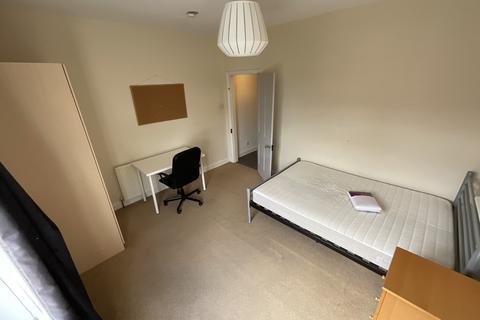 4 bedroom house to rent, Rosebery Street, Loughborough LE11