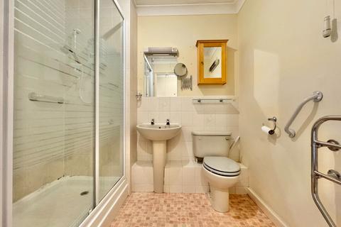 1 bedroom retirement property for sale, Sarisbury Gate, Park Gate