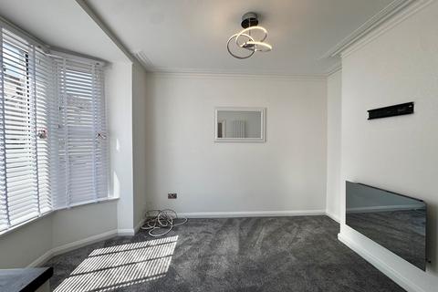 2 bedroom house to rent, Jervis Road, Portsmouth, PO2