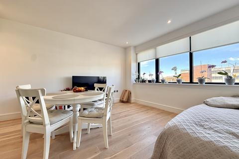 1 bedroom apartment to rent, Romney Place, MAIDSTONE, ME15