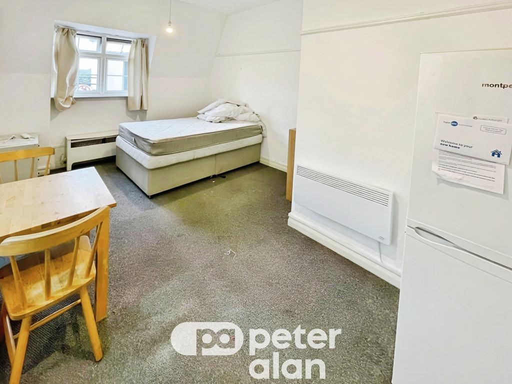 Apartment in Cardiff, Castle - View 5