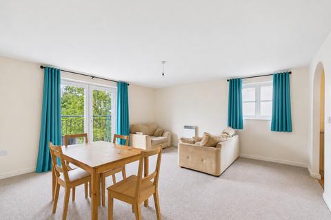 2 bedroom flat to rent, Persimmon Gardens, Cheltenham, GL51